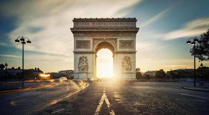 İzmir Çıkışlı Paris Turu 3 Gece 4 Gün